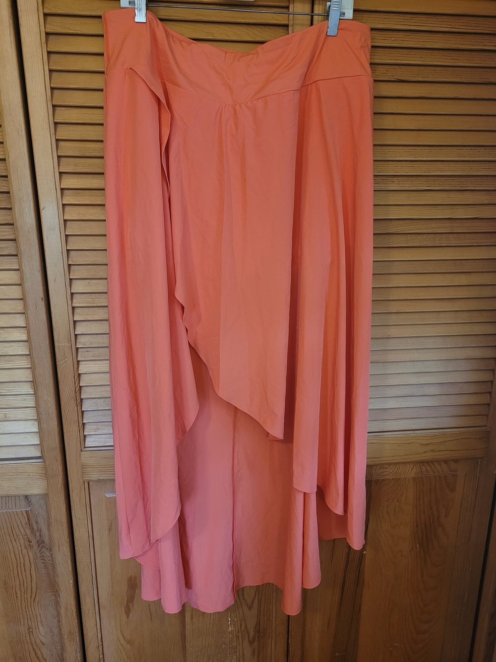 HALARA Coral Asymmetric High-Low Wrap Skirt